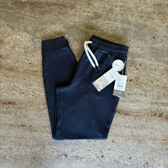 Vuori Pants - NWT Vuori Performance Jogger Size Small LONG Midnight Heather